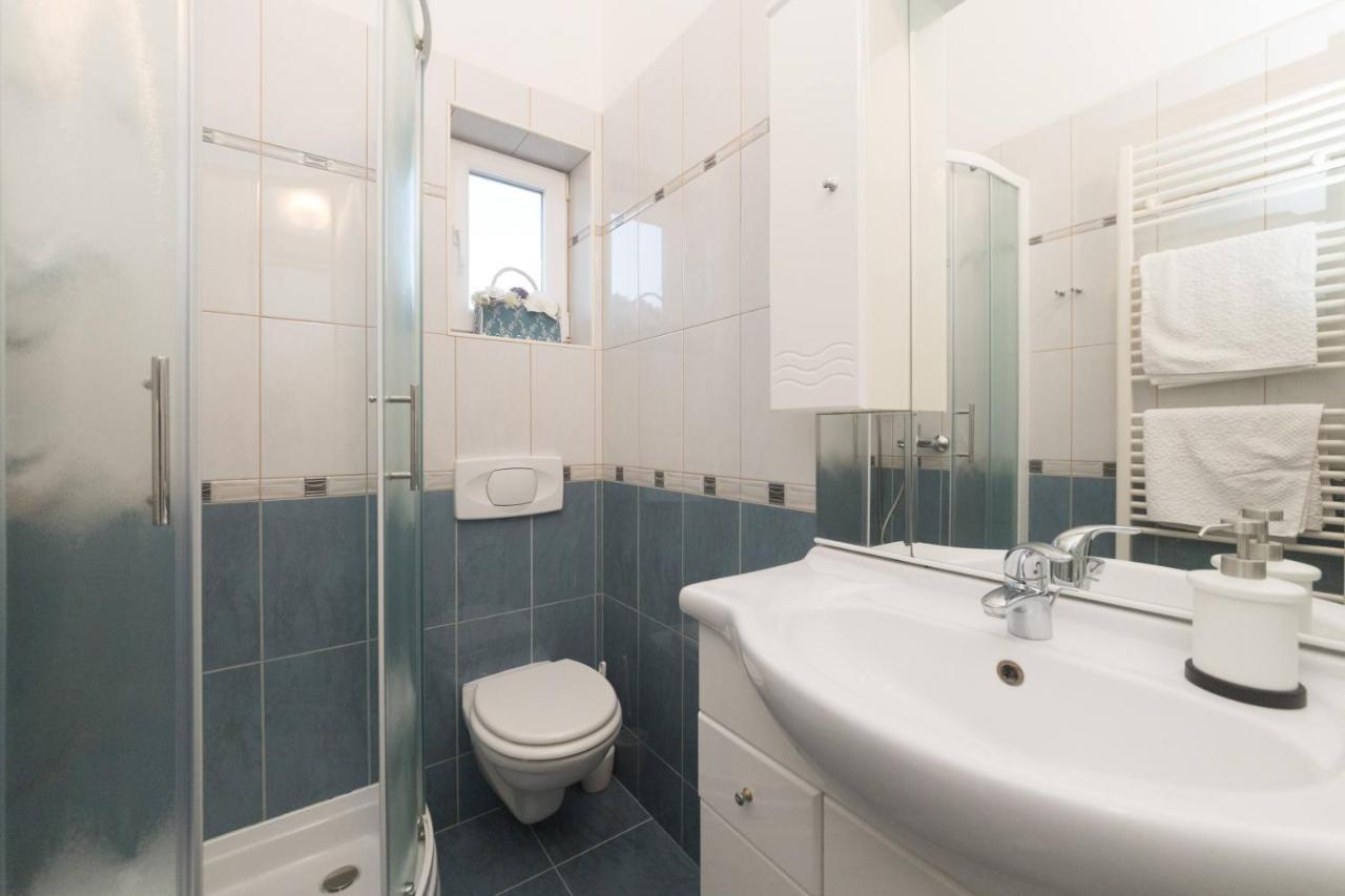 Apartmani Lenka Ugljan Kültér fotó