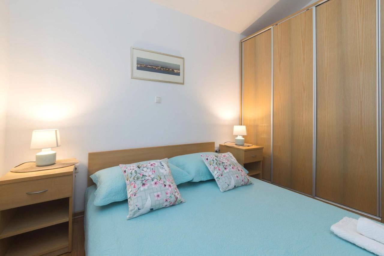 Apartmani Lenka Ugljan Kültér fotó